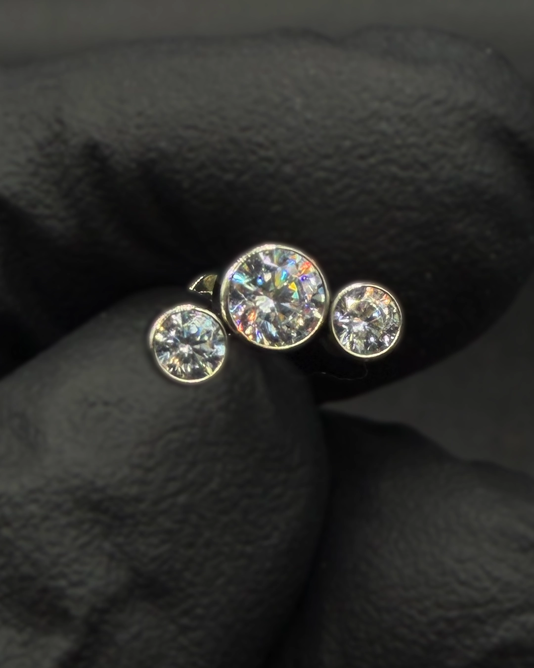 Piercing tip labret cartilaj cu cristale